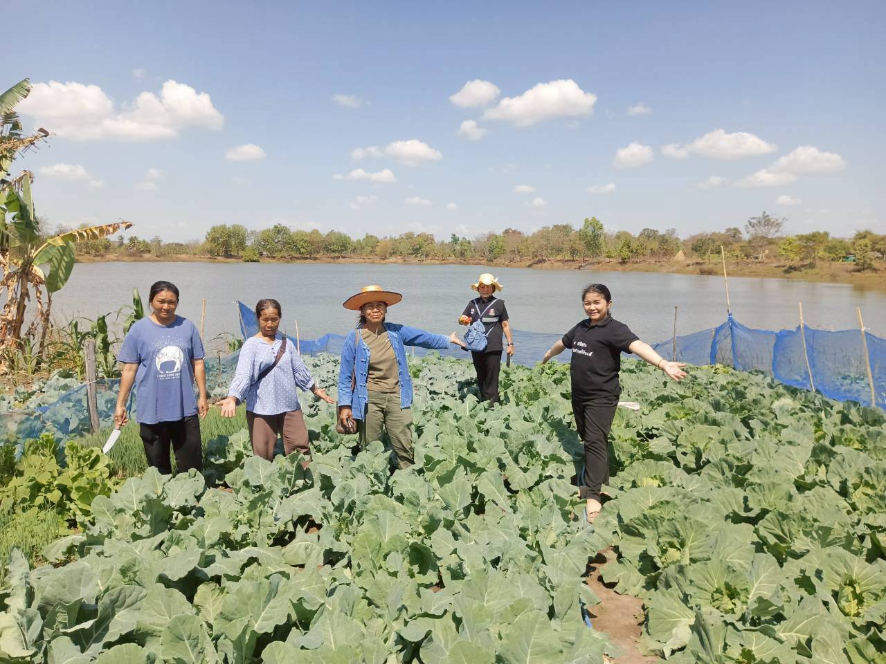 🪘พช.วาปีปทุม จังหวัดมหาสารคาม: ลงพื้นที่ติดตามสนับสนุนหมู่บ้านเศรษฐกิจพอเพียง 🪘